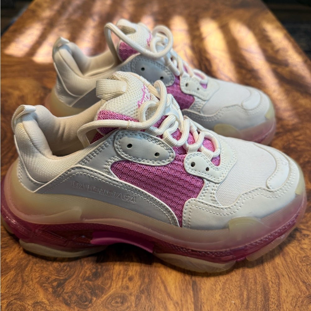 Balenciaga - Triple S - Picture 2 of 2